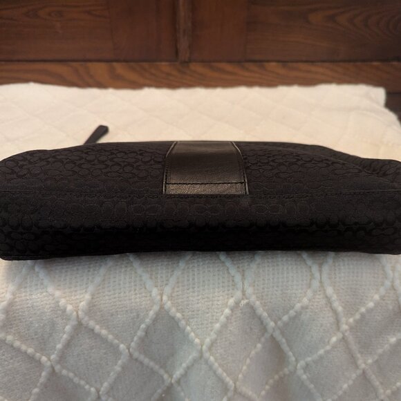 Coach Black Signature C Large Cosmetic Case Toiletry Travel Bag Unisex F05094 - Picture 4 of 9